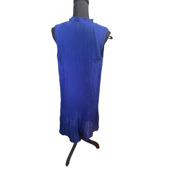 DKNY Blue Sleeveless Tie-Neck Pleated Shift Dress – Elegant Style - Picture 5 of 8